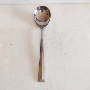 Reed & Barton Stainless Steel Rebacraft Korea Crest Pattern Soup Spoon